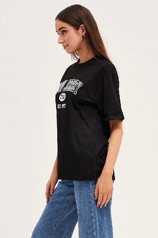 black-short-sleeve-embroidered-graphic-tee-jc1605d-84wb