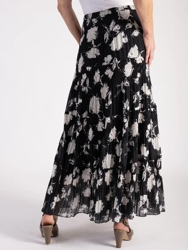 black-white-flower-pleated-skirt