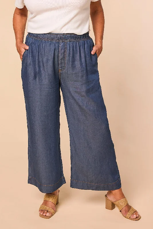 breezy-3-4-length-relaxed-tencel-pant-in-mid-wash