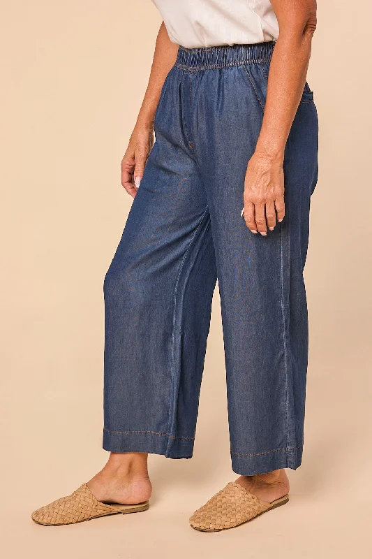 breezy-3-4-length-relaxed-tencel-pant-in-mid-wash