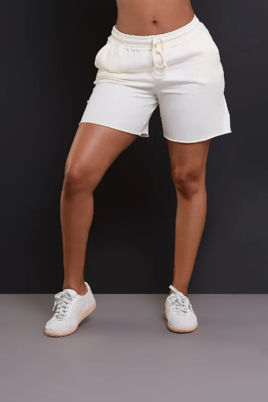 head-rush-nuw-drawstring-shorts-cream