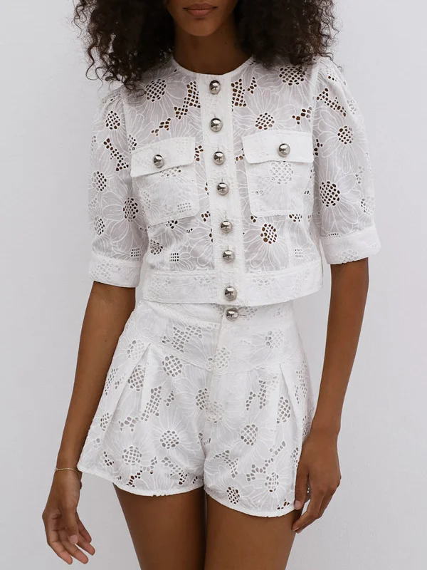 multi-button-embroidery-shorts-set