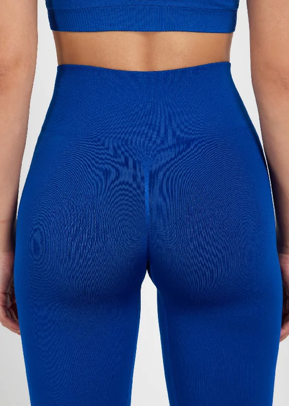 s25snwv9-women-seamless-scrunch-leggings