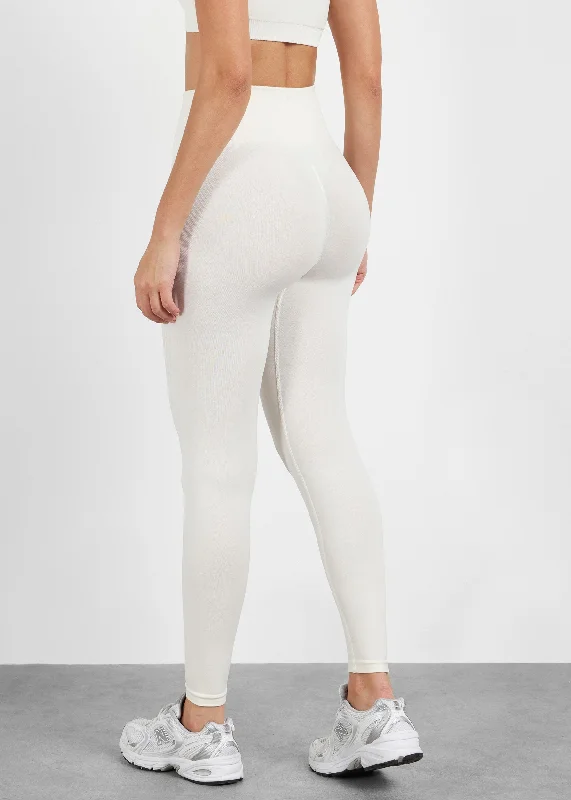 s25snwv9-women-seamless-scrunch-leggings