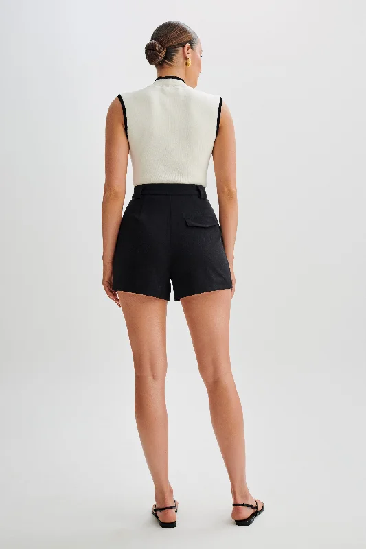 sigourney-suiting-shorts-black