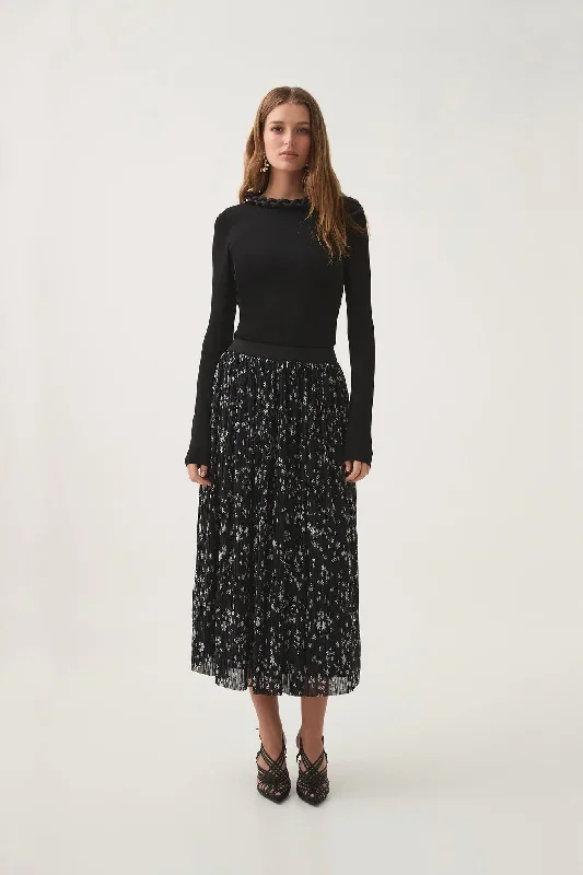 starflower-midi-skirt-nightfall-daisies