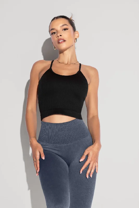 What's the Scoop Seamless Crop Tank - Black